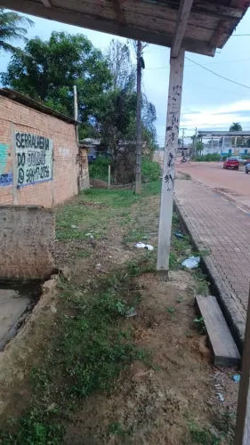 Vendo 2 terrenos com ponto comercial