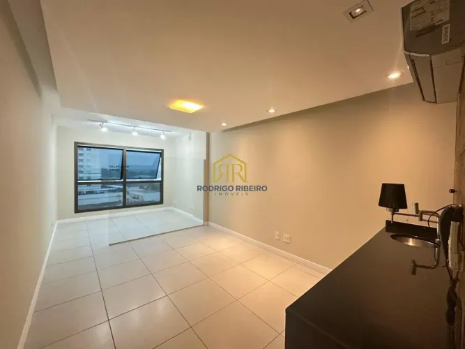 Sala comercial andar alto e vista livre - TRINDADE
