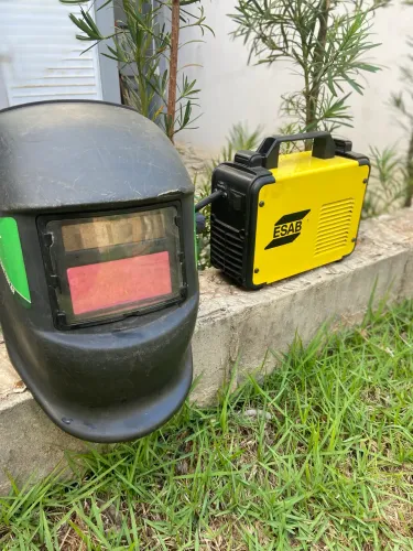 Máquina Solda Esab 140i