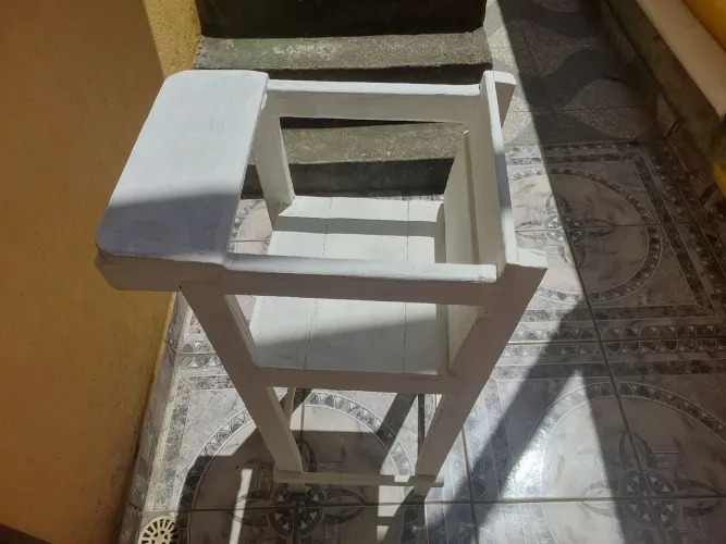 Cadeira de alimentação usada