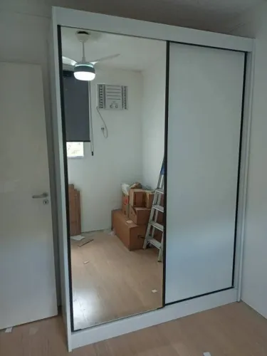 VÁRIOS GUARDA ROUPAS EM PROMOÇÃO FRETE GRÁTIS PARA VÁRIOS BAIRROS CASAL E SOLTEIRO