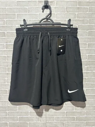 Bermuda nike preta