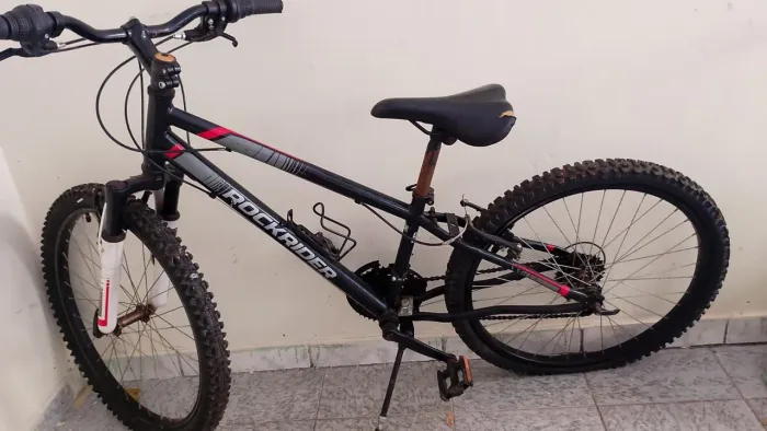 Bicicleta semi nova aro 24 para venda 