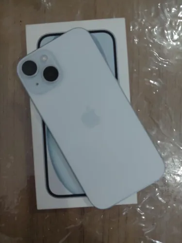 iPhone 15 128GB
