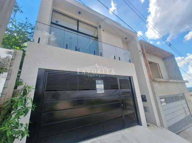 Linda Casa a venda no Vila Verde - Bragança Paulista/SP