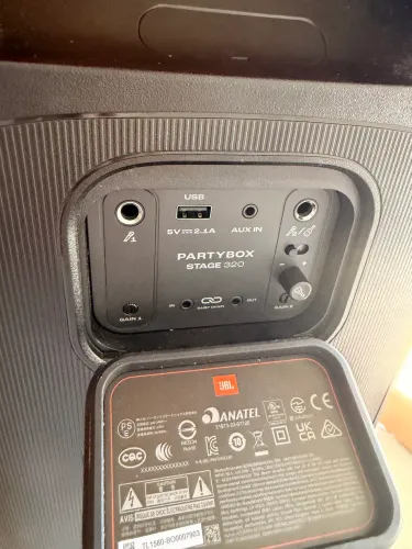 Jbl stage 320