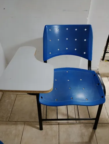 Cadeiras Universitárias Linha Premium