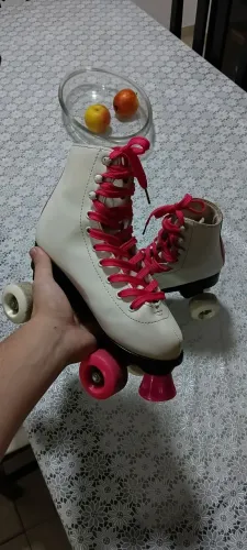 Patins Quad Branco e Rosa ? Tam. 35/36