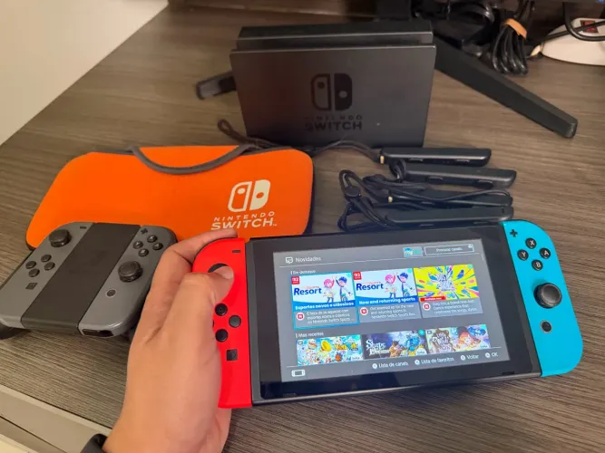 Nintendo Switch V1 + Joycon Extra + SD 128GB