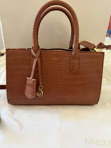 Bolsa Arezzo Nova