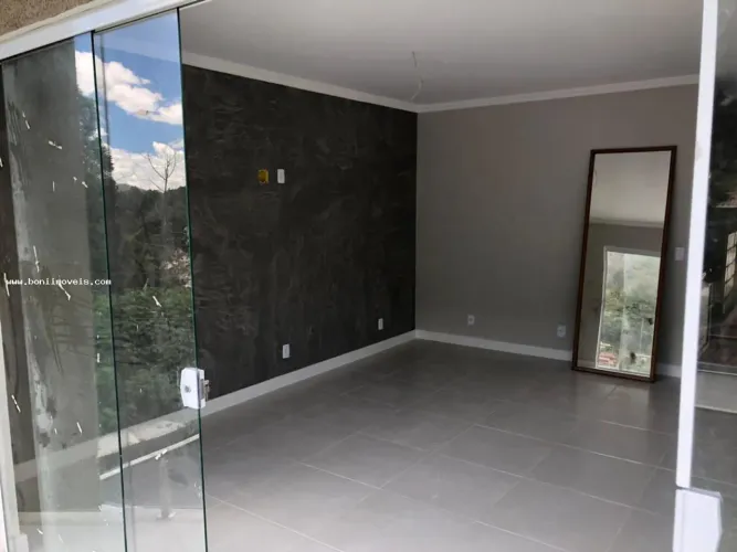 Casa para Locação em Nova Friburgo, Cônego, 3 dormitórios, 1 suíte, 3 banheiros, 1 vaga