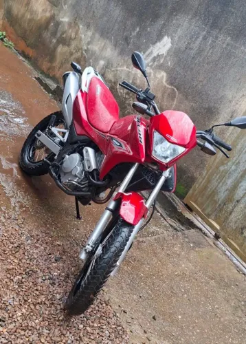 honda/ nx 400 Falcon 2013