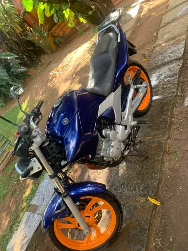 Fazer 250