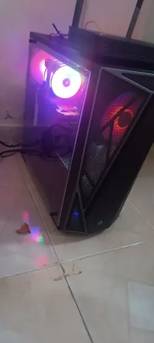 PC GAMER RX 7600