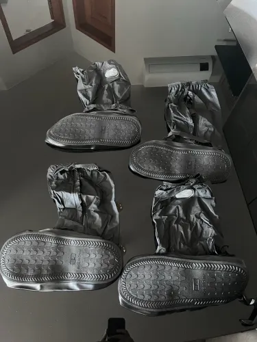 Kit com 4 protetores para pés e canela tecido impermeável 