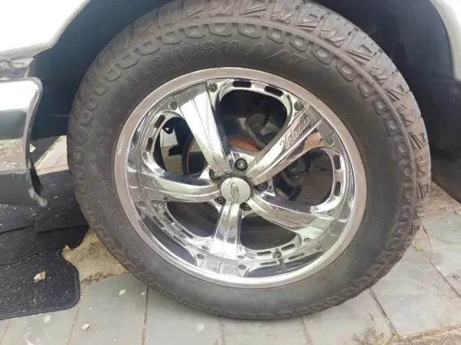 Rodas cromadas aro 20 5 furos