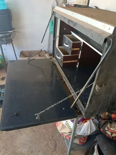 Vendo caixa de cozinha pra caminhão 