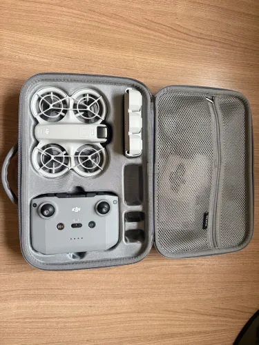 DJI Neo Fly More Combo + Case Impermeável