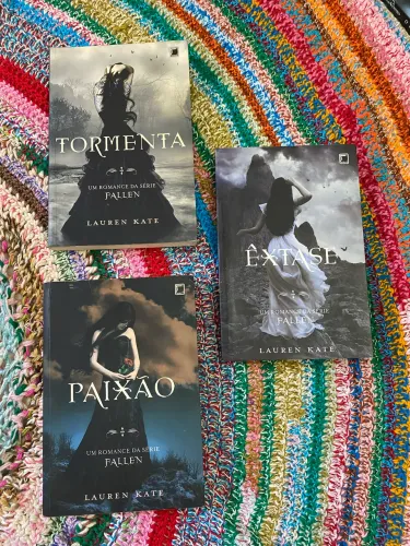 Livros Tormenta, Paixão e Êxtase saga Fallen 