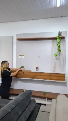 Painel com 2 portas para tvs ate 65P
