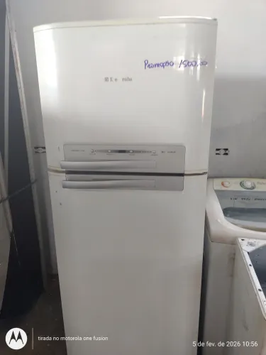 REFRIGERADOR ELECTROLUX DF46