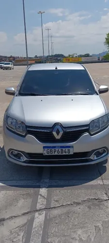 Renault Logan Expression Hi-flex 1.6 8V 4P 2016