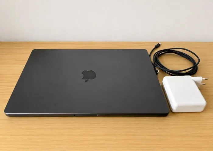 Macbook Pro 16" Chip M4 Pro | 48gb de RAM