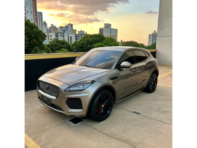 Jaguar E-Pace R-dynamic SE 2.0 AWD 300cv Aut. 2020