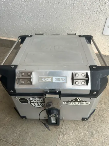 Baú topcase Givi 45 lt