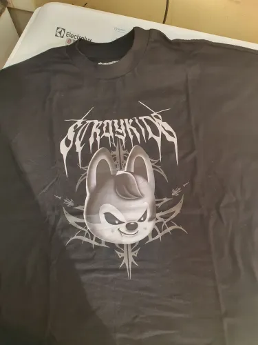 Camiseta regata over size Wolf Chan, skzoo, stray kids