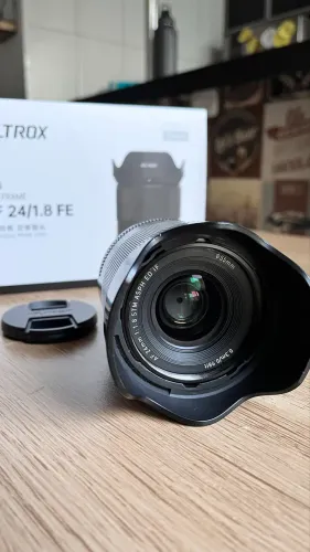 Viltrox 24mm f/1.8 para Sony