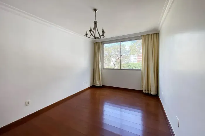 Excelente apartamento no bairro Serra, 2 quartos, elevador, lazer.
