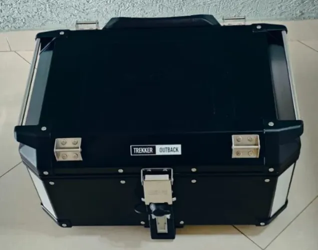 Bau GIVI -Trekker - OutBack - 58 litros + Suportes GIVI fixação base Monokey + Ecosto GIV