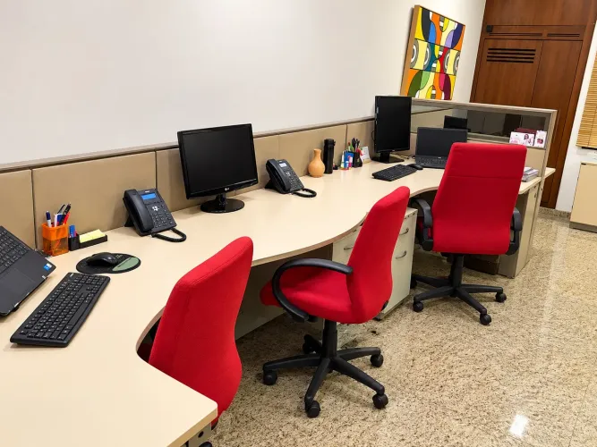 5 mesas modulares OFFICE BRASIL corporativo 