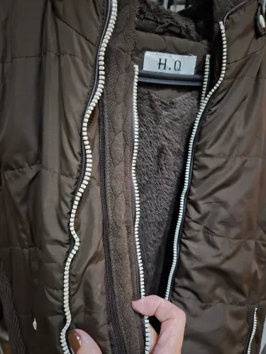 COLETE NYLON FORRADO MARROM MARCA H.Q