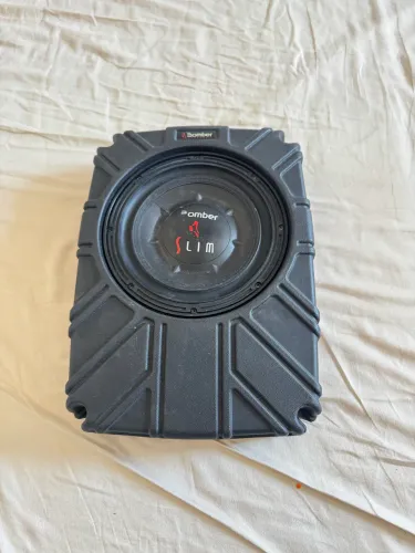 Subwoofer Bomber Slim - Funcionando Perfeitamente! Ótimo para carros**