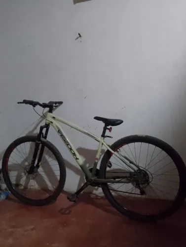 Bicicleta aro 29 pra vender