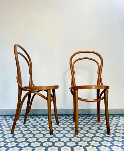 Cadeiras "Charlie Chaplin " da Thonet - Made in Romania