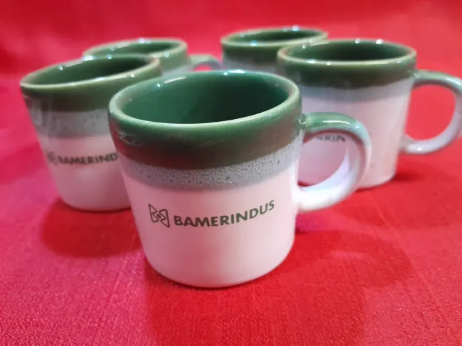 CONJUNTO COM 5 CANECAS DE CAFEZINHO BANCO BAMERINDUS - STUDIO TACTO