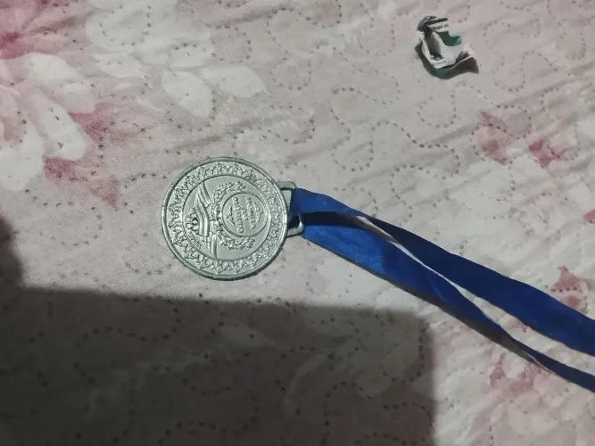 Vendo medalha de 2 lugar