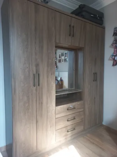 Guarda Roupa Solteiro