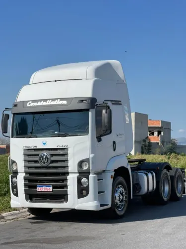 VW 25.420 6x2 - Caminhão de Empresa - Muito Bem Cuidado