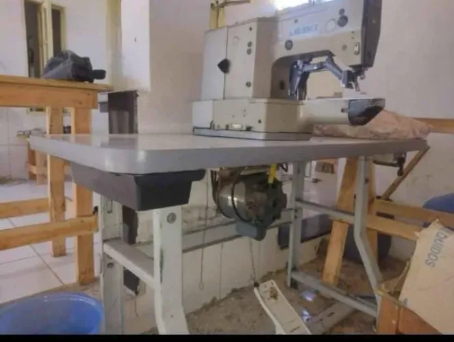 VENDE-SE MAQUINAS DE COSTURA