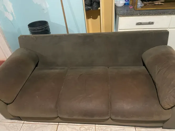 Sofá 3 lugares usado
