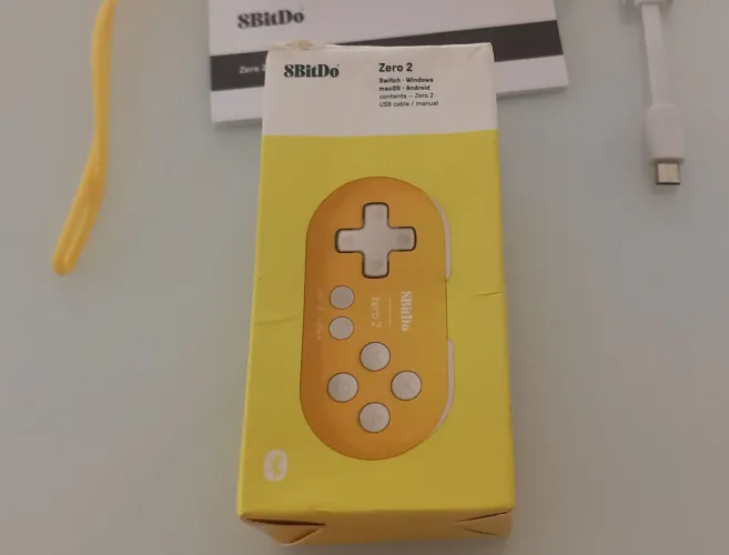 CONTROLE 8BITDO MODELO ZERO 2 NOVO SEM USO PARA NINTENDO SWITCH 