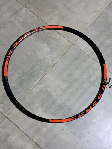 Folha aro roda 29 rock evo original usado perfeito estado 32 furos