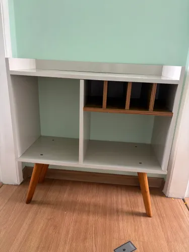 VENDO CONJUNTO DE 2 MÓVEIS , barzinho e rack