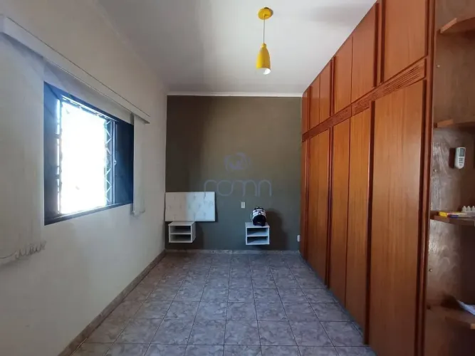 São Marcos - Casa com edícula separada.
