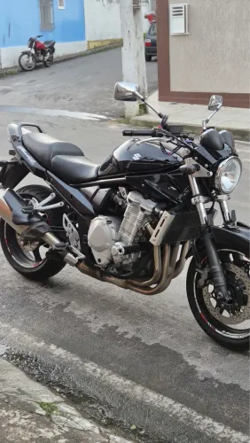 Moto toda revisada e quitada! Só pegar, rodar e ser feliz!