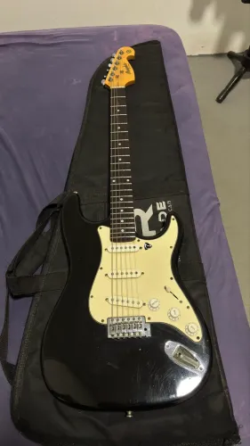 COMBO GUITARRA MEMPHIS + AMPLIFICADOR MOOG 50W